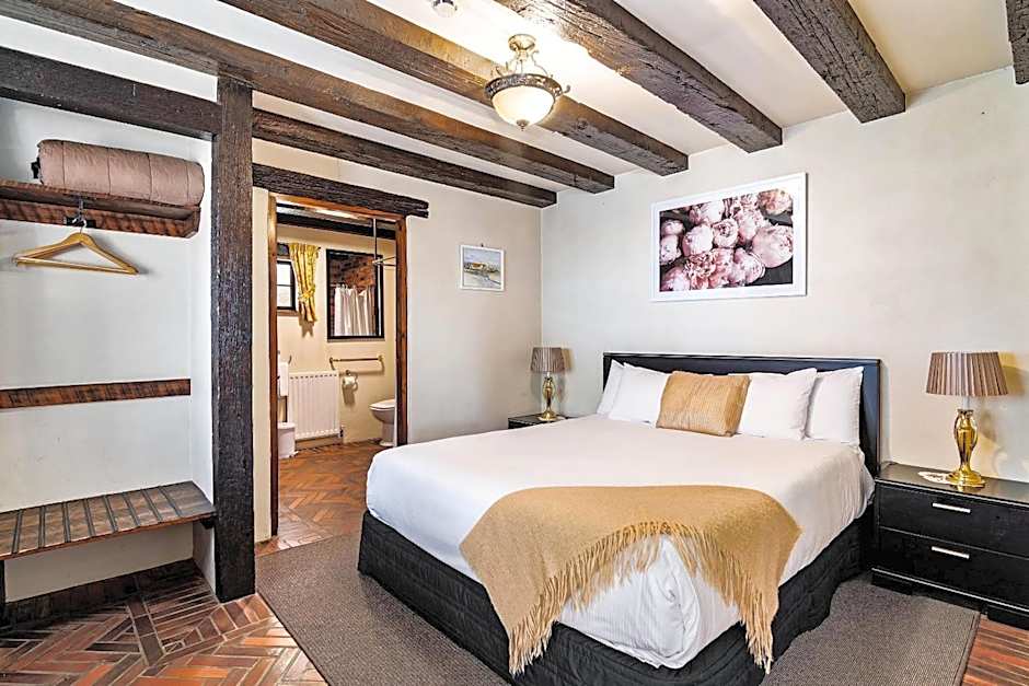 The Honest Lawyer, an Ascend Collection Hotel