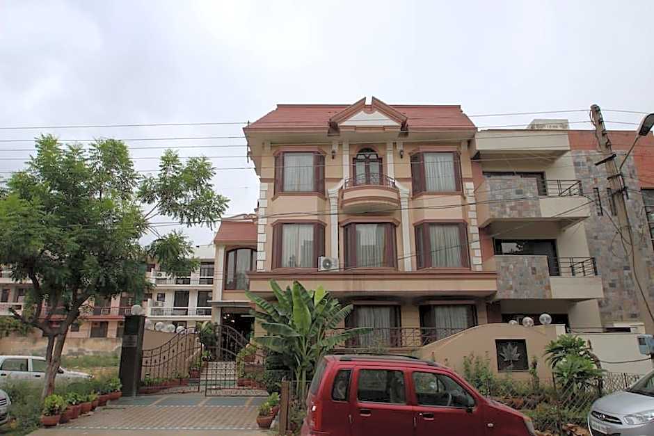 The Maple Leaf @ DLF Cyber City