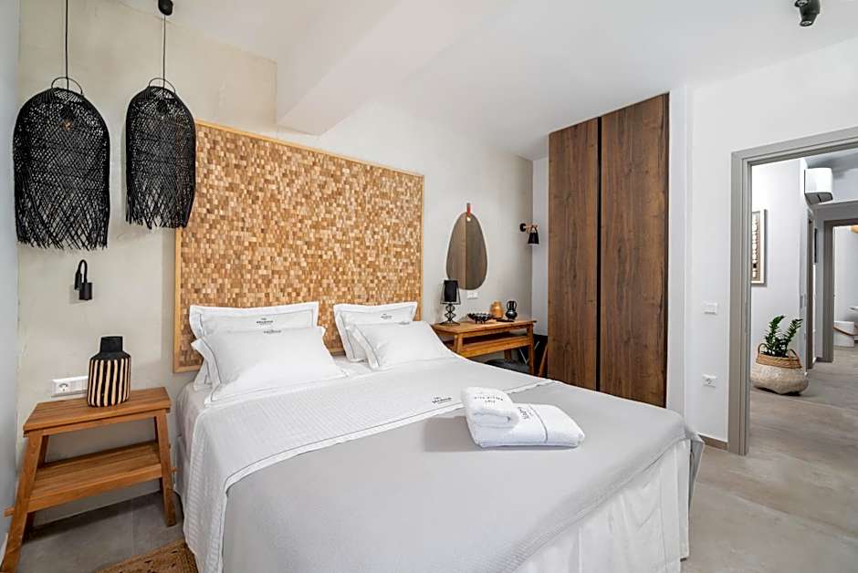 Mnḗmē Suites & Villas