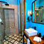 Antigua Trece Hotel Fusión
