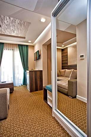 Suite with Balcony