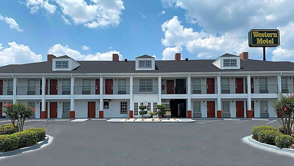 Western Motel Fitzgerald