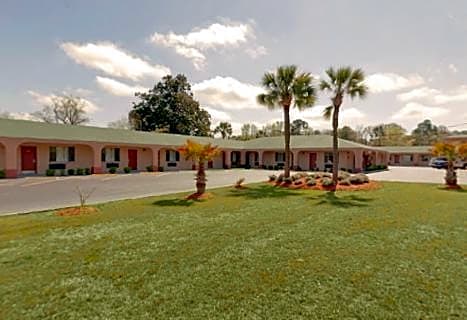 Americas Best Value Inn-Savannah