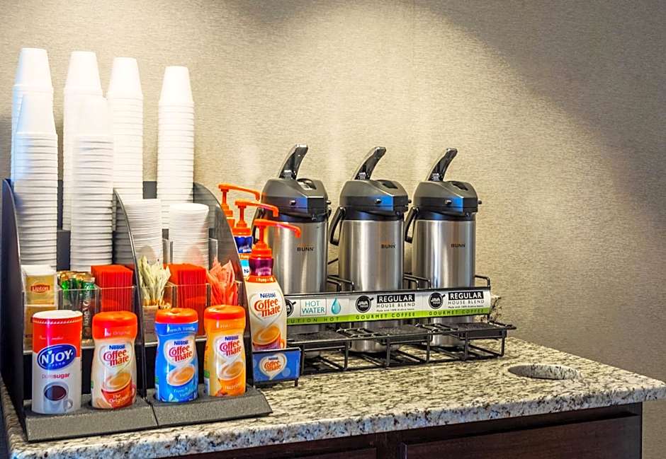 Red Roof Inn PLUS+ South Deerfield - Amherst