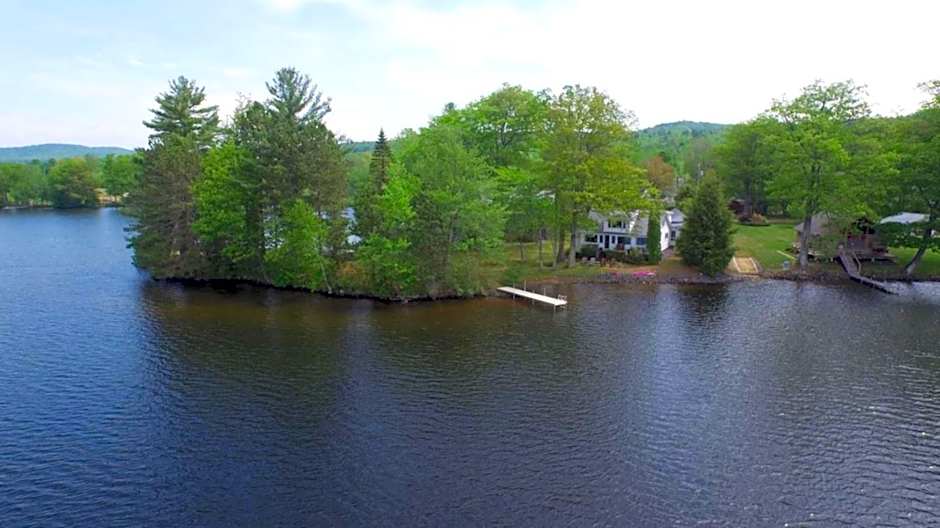 Highland Lake Inn