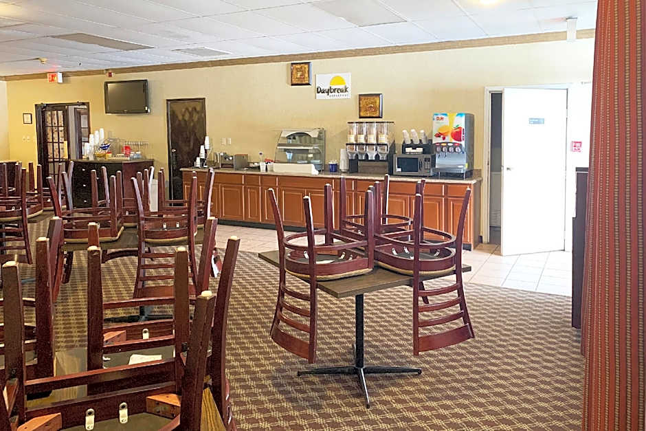 Days Inn by Wyndham Conneaut