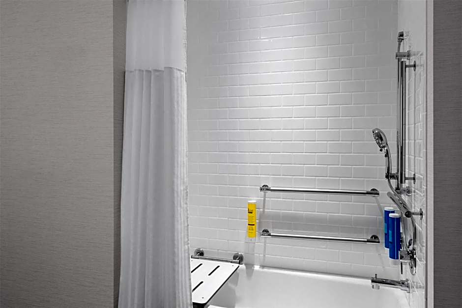 Tru by Hilton Kearney