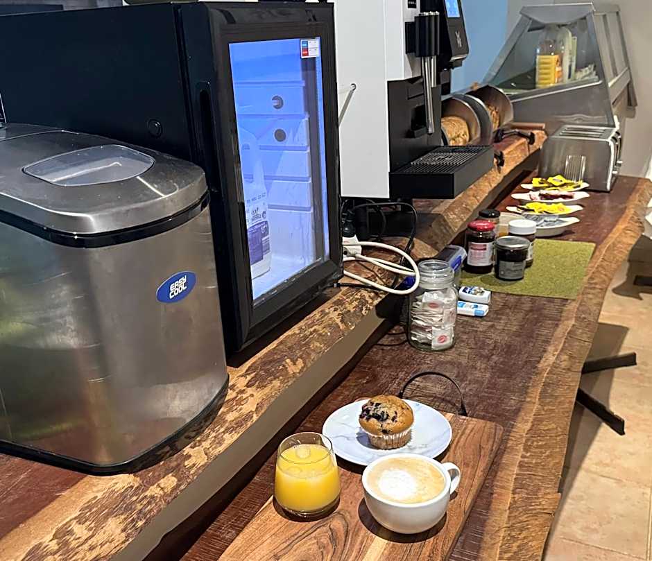 Sinclairs Country Retreat - Adults Only