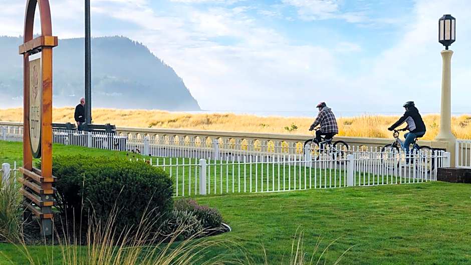 Inn at the Prom Oceanfront