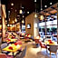The Straits Hotel & Suites