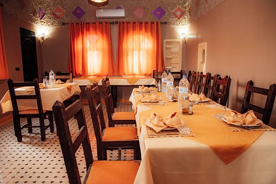 Traditional Riad Merzouga Dunes