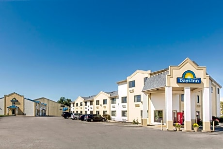 Days Inn by Wyndham Effingham