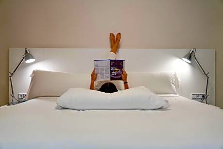 Aparthotel Los Girasoles