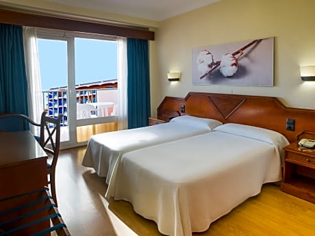 Flex Room 1 ADULT + 2 CHILDS