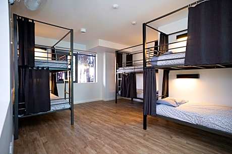 Bed in 6-Bed Mixed Dormitory Room