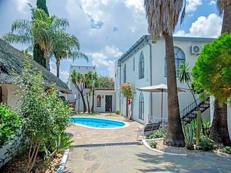 Casa Blanca Boutique Hotel