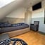 Zimmer-Bad-TV-Kühlschrank-14