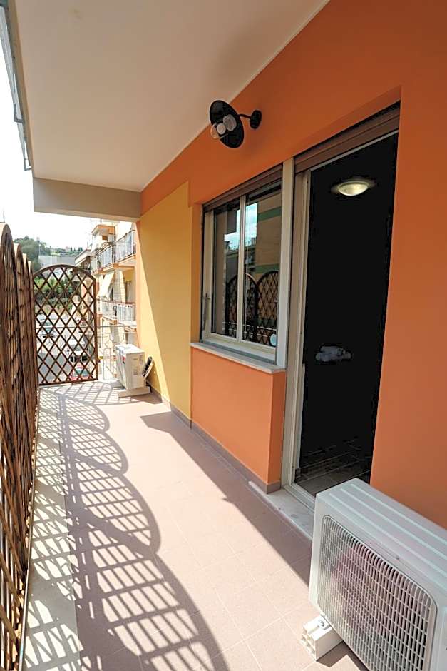 Il Viaggiatore Via Rimini Serapo