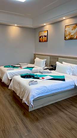 G.C ROYAL HOTEL