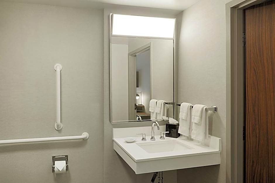 Courtyard by Marriott Dayton South