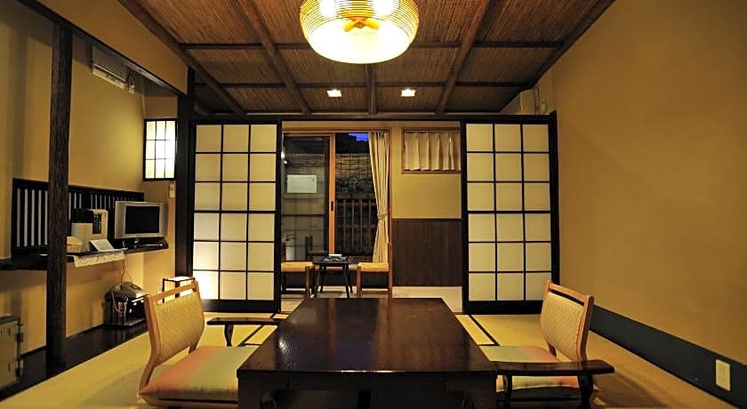 Shibu Onsen Kokuya