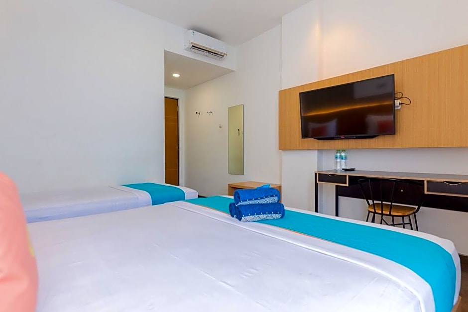 Sans Hotel Box Mansion Surabaya by RedDoorz