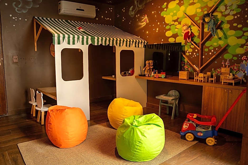 Casa com Ofurô, Piscina Aquecida e Cozinheira