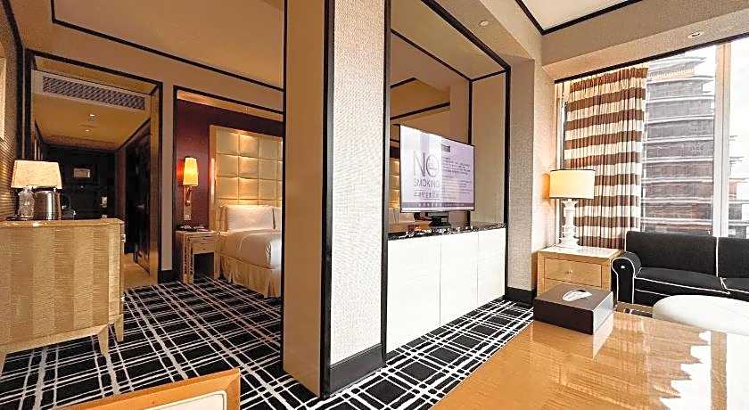 The Lin Hotel
