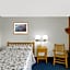 Super 8 by Wyndham Lake George/Warrensburg Area