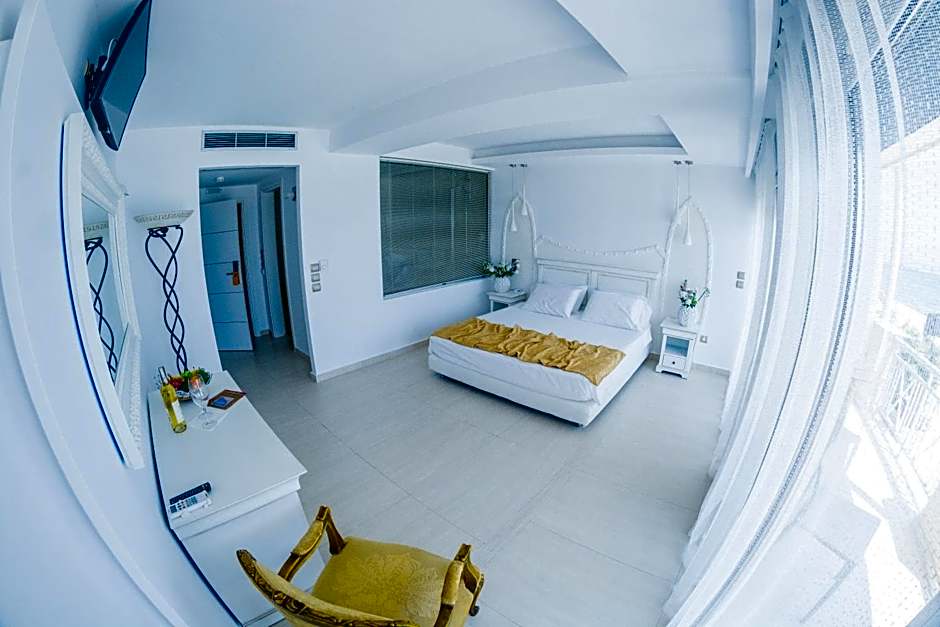 Hydrele Beach Hotel & Village