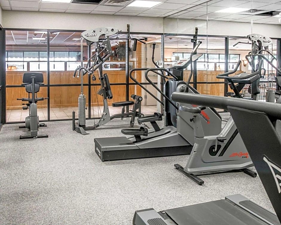 Quality Inn & Suites Monroe