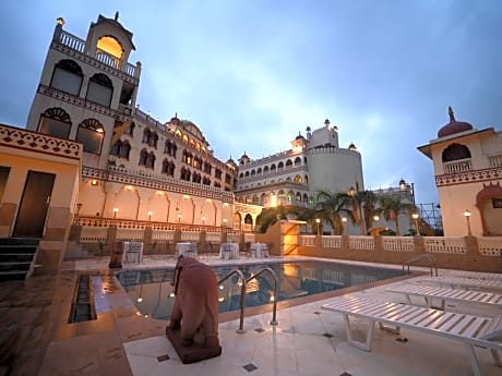 Fort Chandragupt Hotel