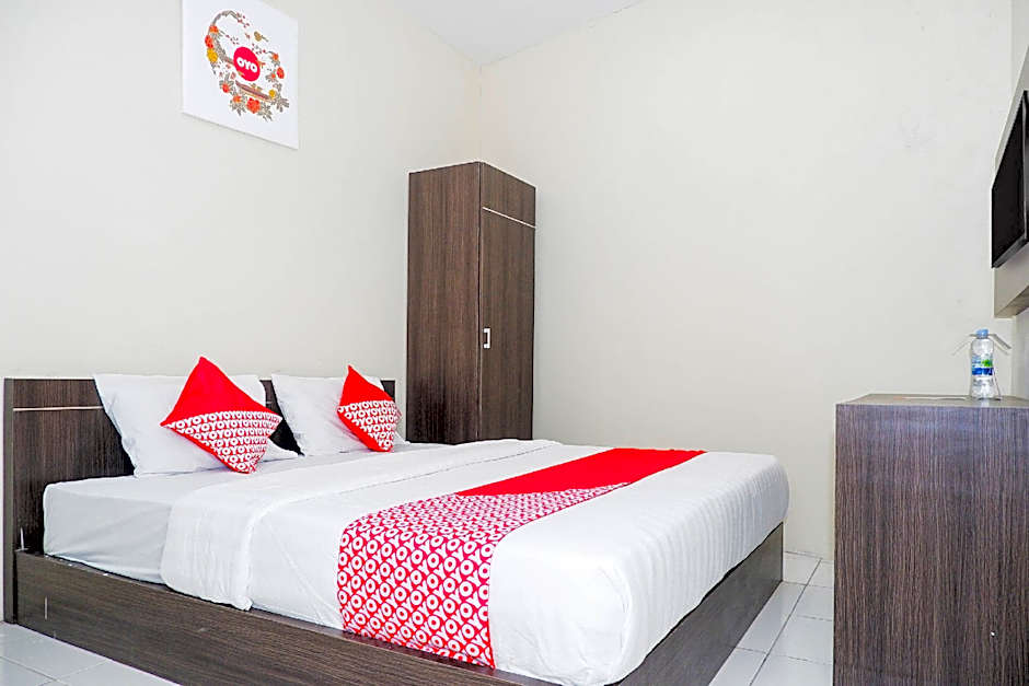 Hotel O Candi Residence
