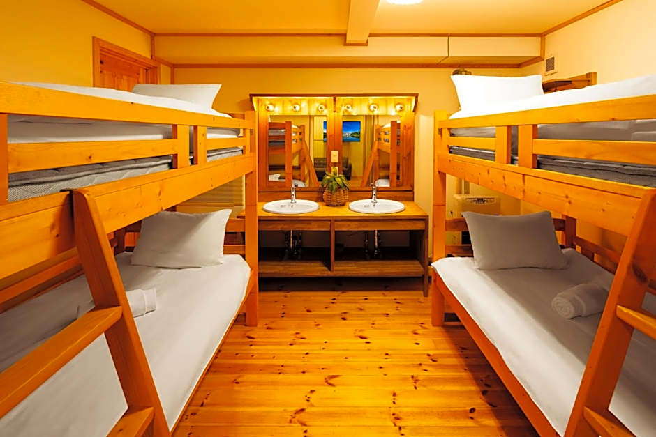 Phoenix Chalets by HHG