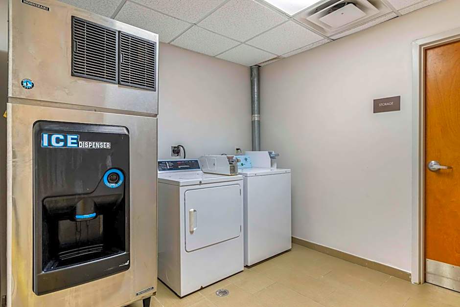 Comfort Suites Macon Northwest