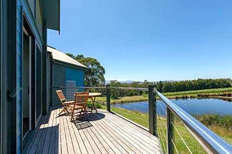 The Valley One-Bedroom Apartment with Balcony