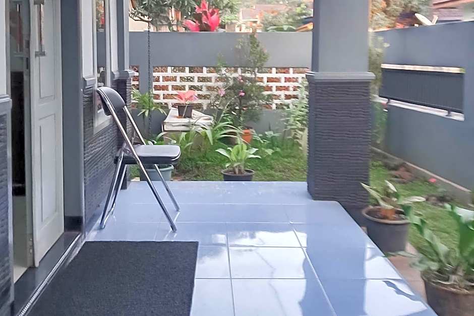 TRIYOGA Homestay Syariah RedPartner