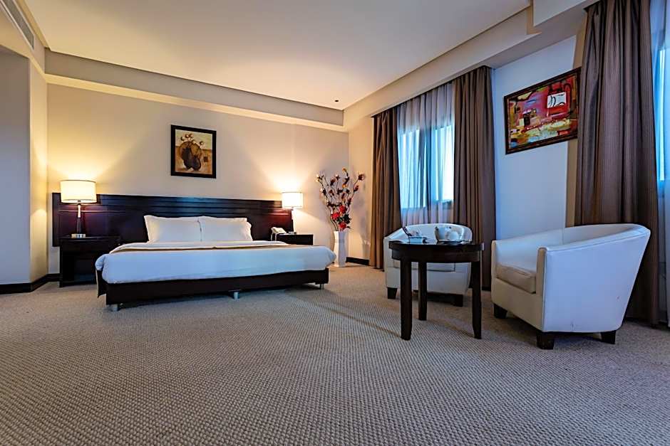 Photo 1 of 6 of Junior Suite