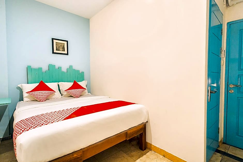 RedDoorz near RSUD Kota Mataram