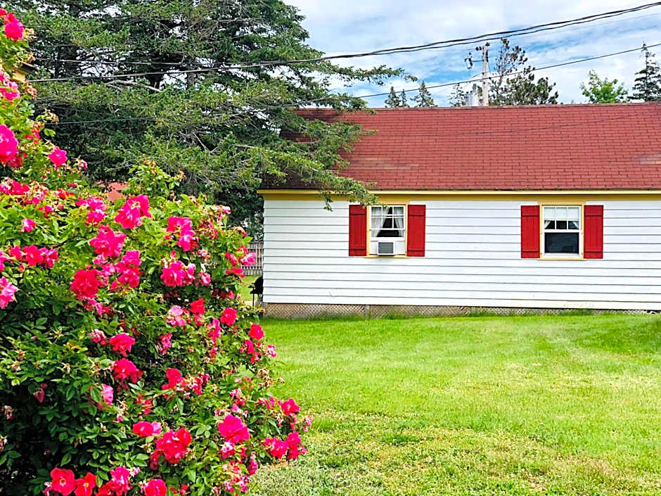 Green Gables Bungalow Court