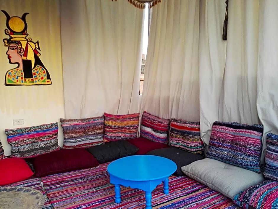 Atlantis Pyramids Inn