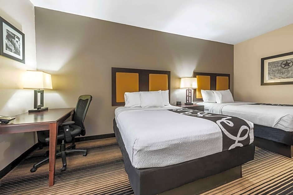 La Quinta Inn & Suites by Wyndham Orange