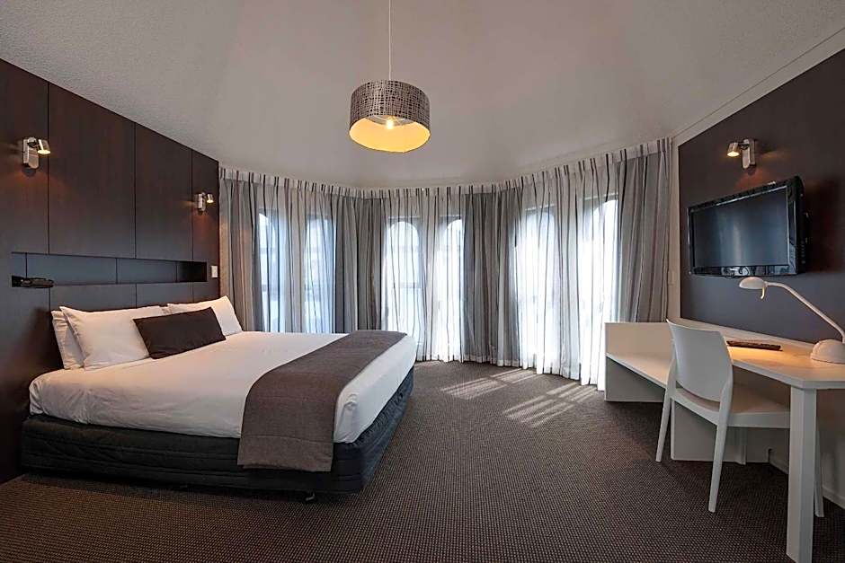 The Towers on the Park