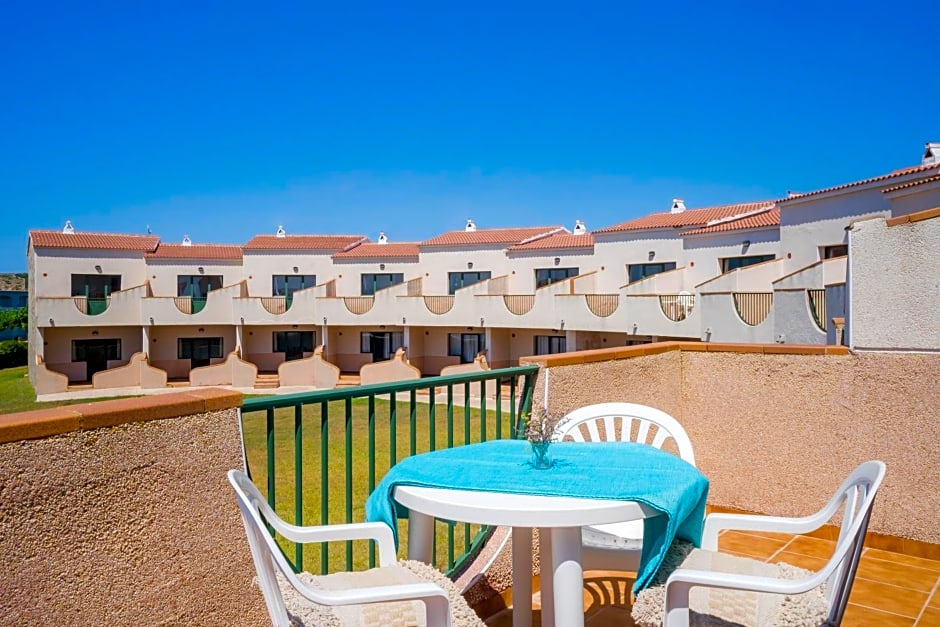 Apartamentos Lentiscos by MIJ