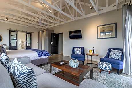 Superior Suite with Balcony