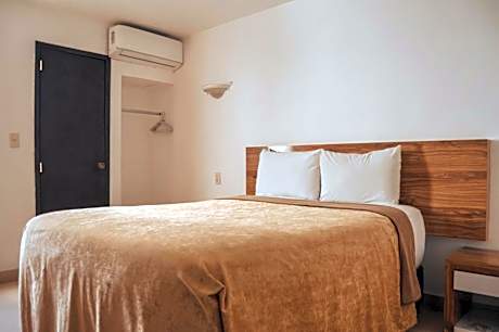 Single Room with Double Bed