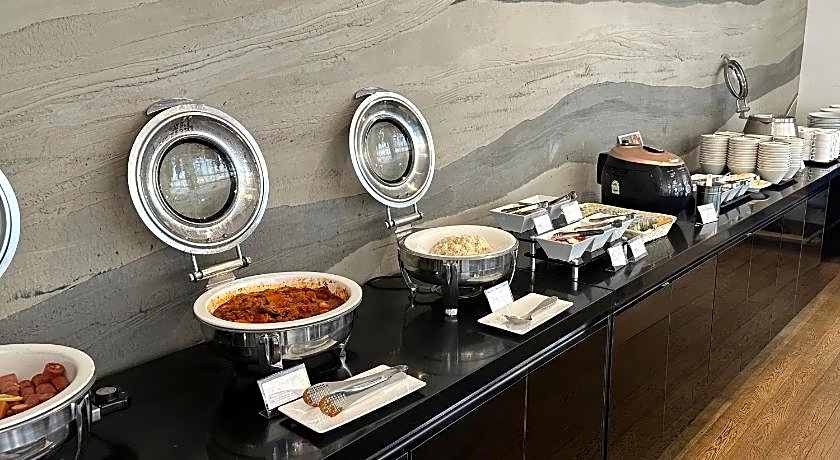 Gangneung City Hotel