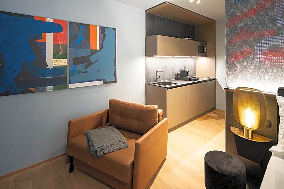 Blackhome Innsbruck City East I contactless check-in