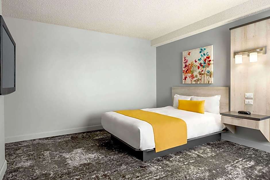 Travelodge by Wyndham Alma