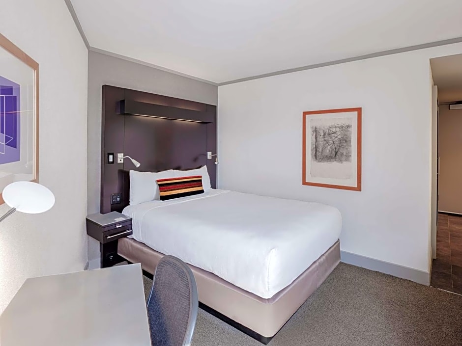 The Royal Sonesta Boston
